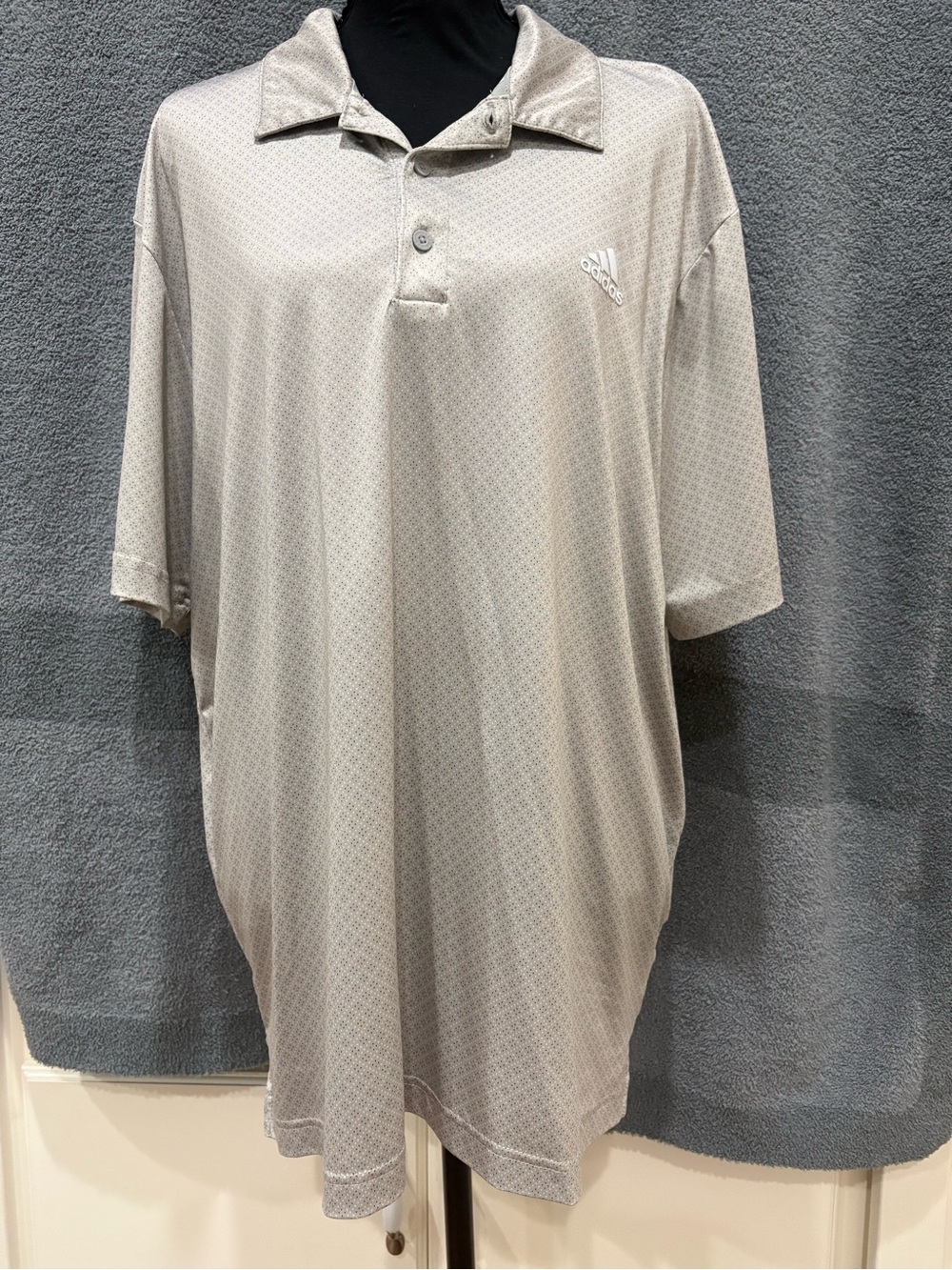 adidas Men's Light Beige Polo Shirt with Subtle Pattern